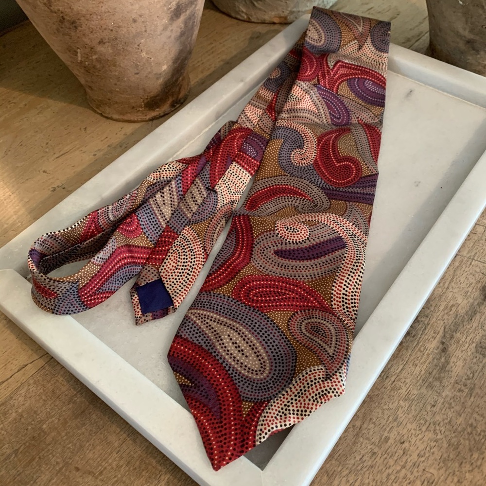 VINTAGE PERRY ELLIS Tie RARE Pointillism Pattern Italian Silk
